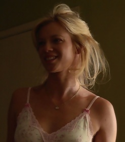 Celebrity Amy Smart In Crank