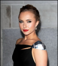 Hayden Panettiere Cute Pictures